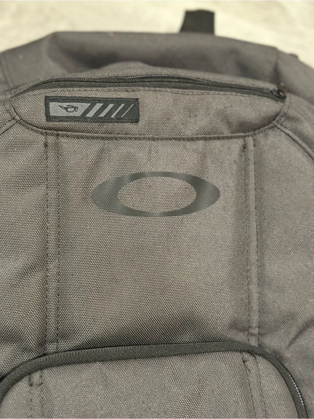 Oakley Enduro 22L Backpack Gray Black Laptop School Travel Bag